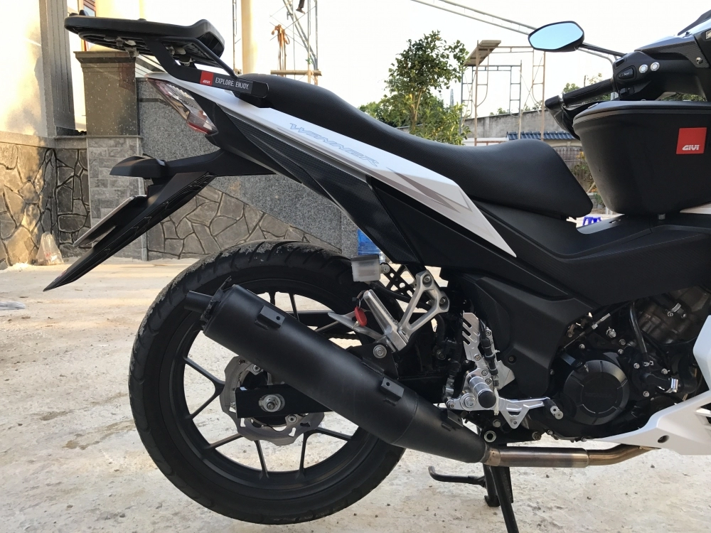 Winner 150 độ style touring của sinh viên năm 2