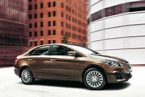 Xe giá rẻ suzuki ciaz cạnh tranh honda city