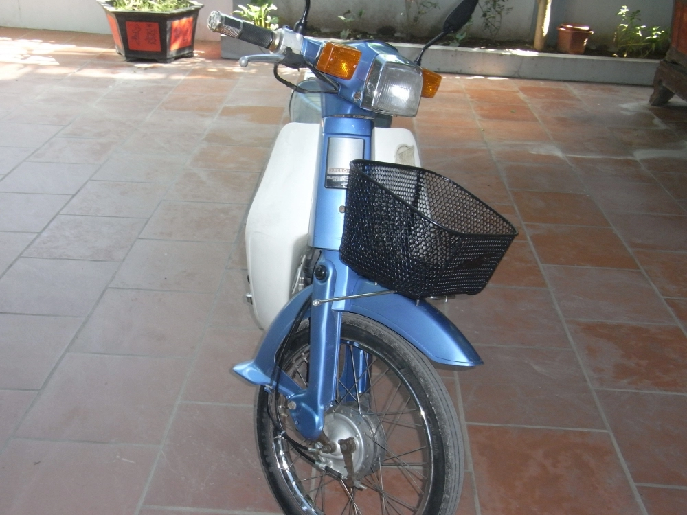 Xe máy honda cub 82 kim vàng giọt lệ 4 số