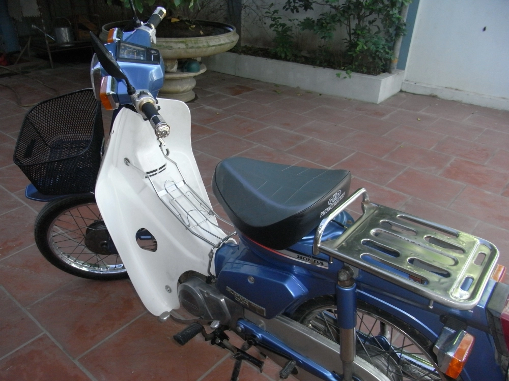 Xe máy honda cub 82 kim vàng giọt lệ 4 số