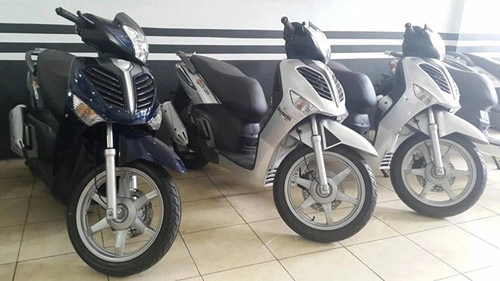 Xe tay ga cạnh tranh honda sh bắt đầu bán ở hà nội