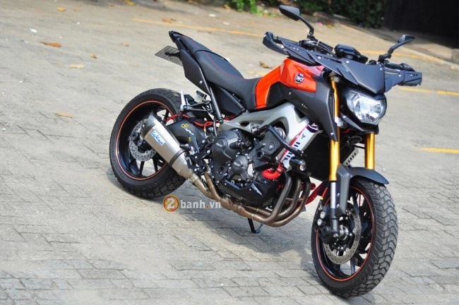 Yamaha mt-09 với phong cách thể thao đường phố street rally