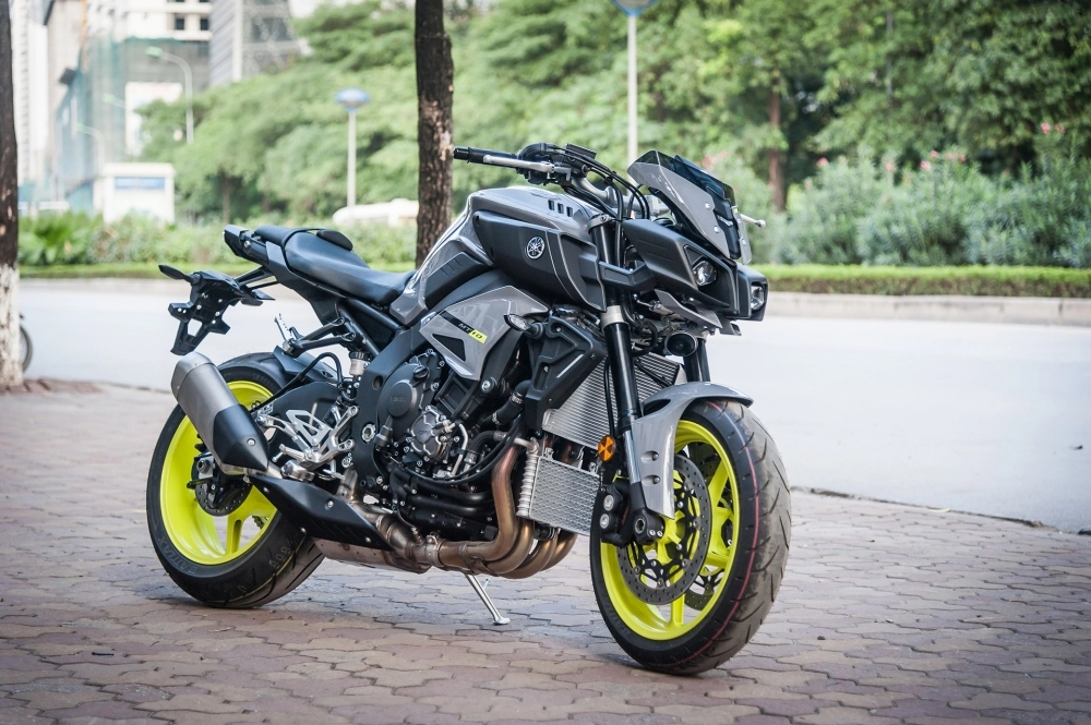 Yamaha mt-10 phiên bản night flou đầu tiên tại hà nội giá gần 500 triệu đồng