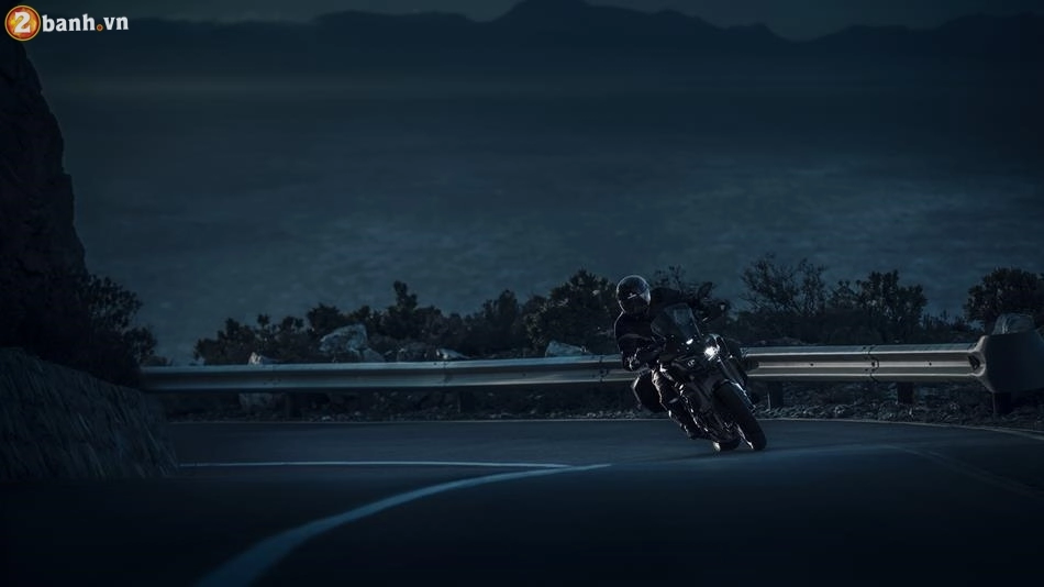 Yamaha mt-10 tourer 2017 chuẩn bị ra mắt với vẻ ngoài ấn tượng