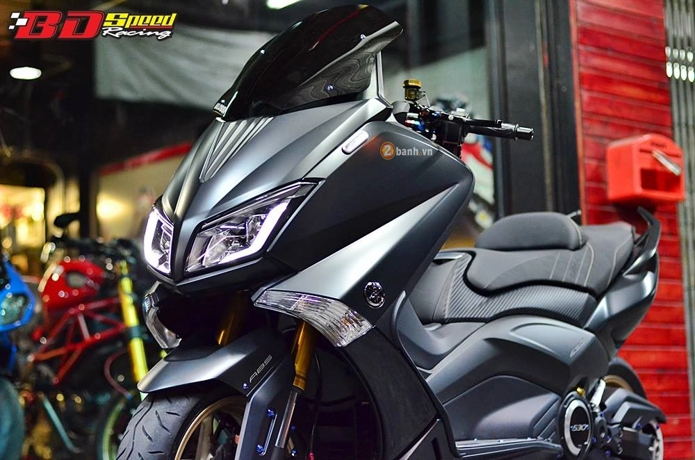 Yamaha tmax đầy hầm hố trong bản độ của dân chơi thái