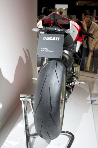  ảnh chi tiết ducati superleggera 