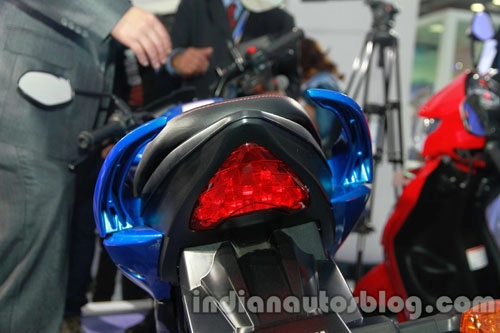  ảnh suzuki gixxer 150 ra mắt tại auto expo 2014 