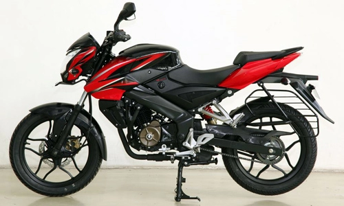  bajaj pulsar 150 ns giá 1200 usd tại ấn độ 