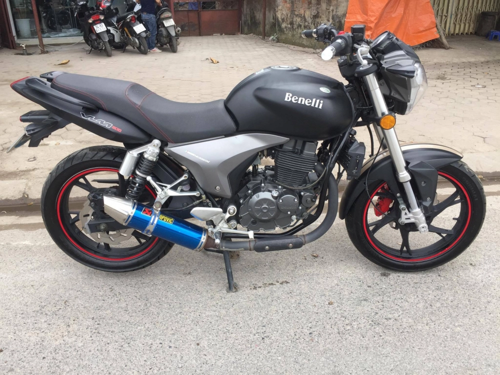 Bán benelli 200cc chính chủ sang tên toàn quốc