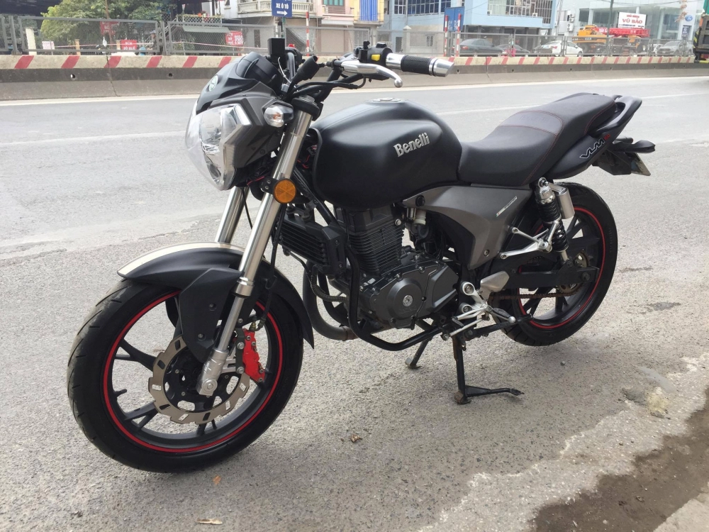 Bán benelli 200cc chính chủ sang tên toàn quốc