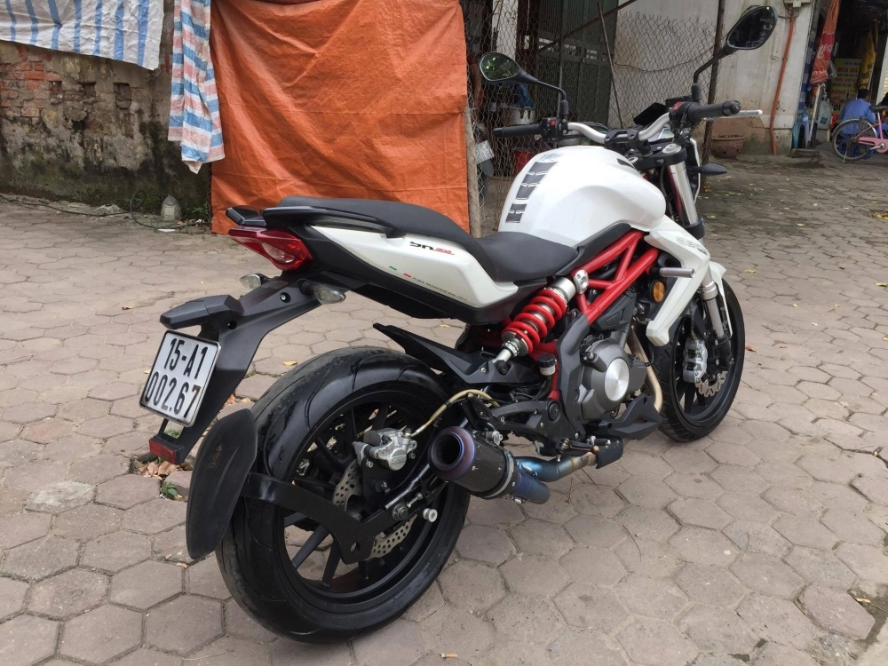 Bán benelli 302 hqcn 2015 xe như mới