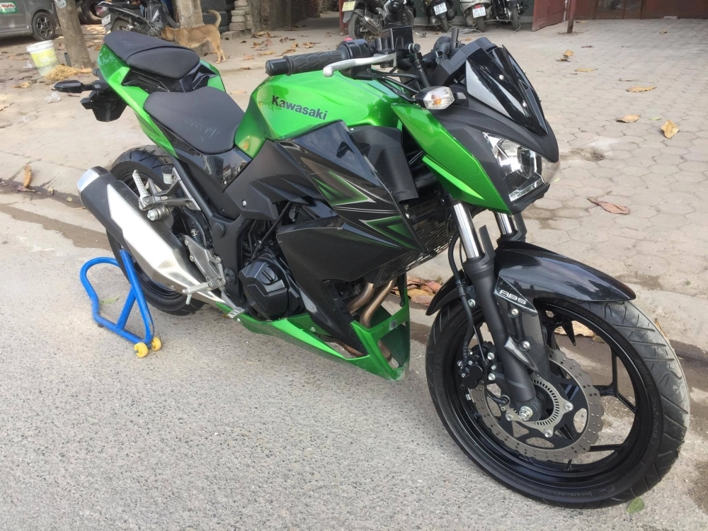 Bán kawasaki z300 abs 2016 hồ sơ cầm tay