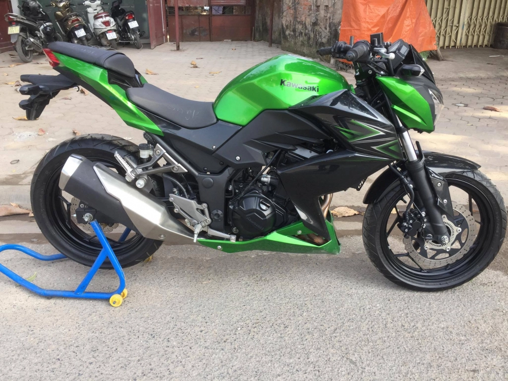 Bán kawasaki z300 abs 2016 hồ sơ cầm tay