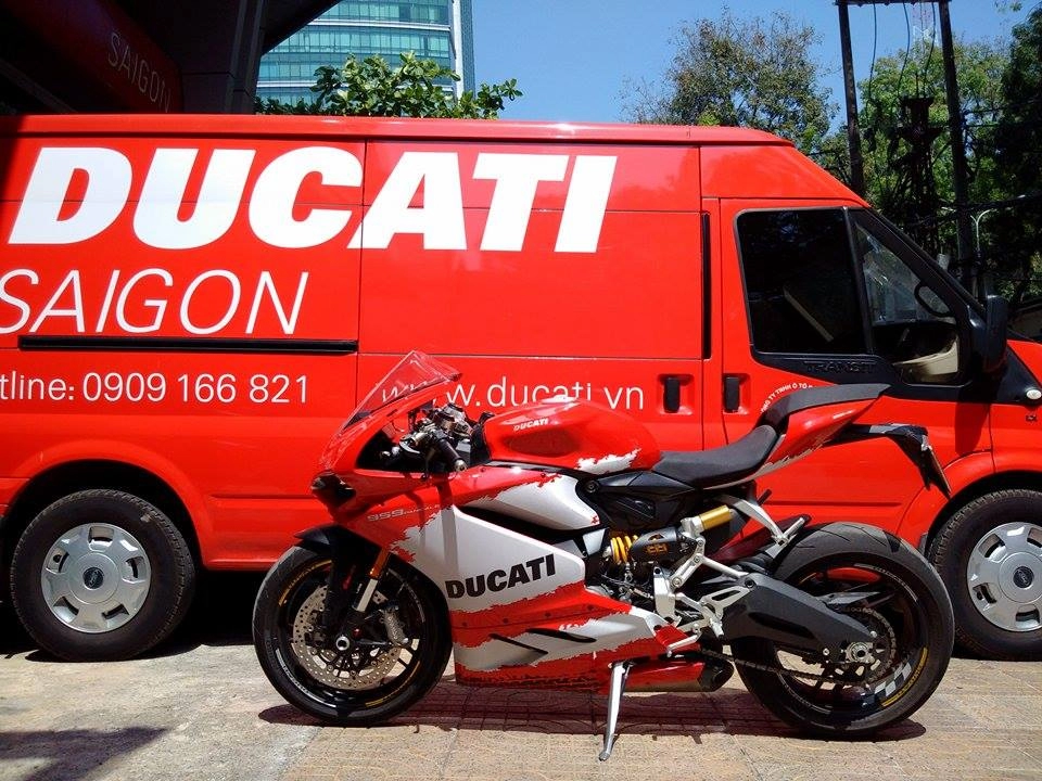 Bán xe ducati chính hãng hqcn các mẫu mới nhất 2017 có hỗ trợ trả góp các tỉnh