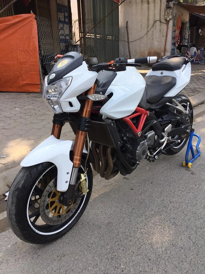 Benelli 600cc hải quan chính ngạch