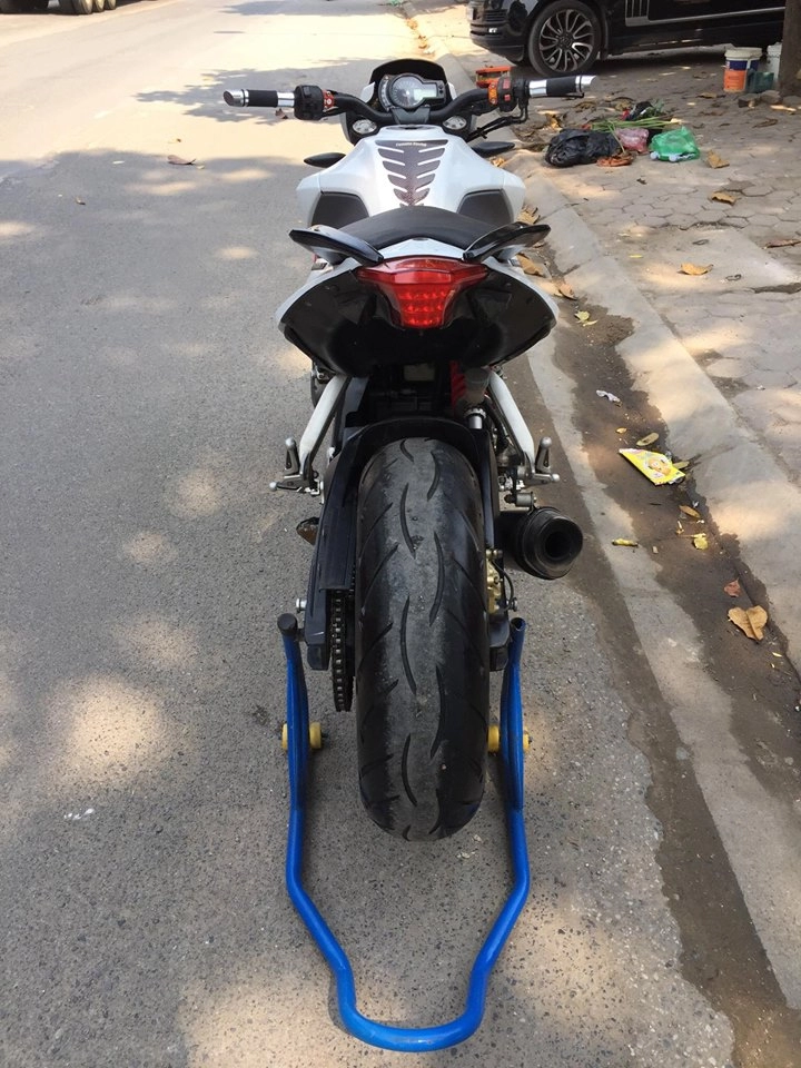 Benelli 600cc hải quan chính ngạch