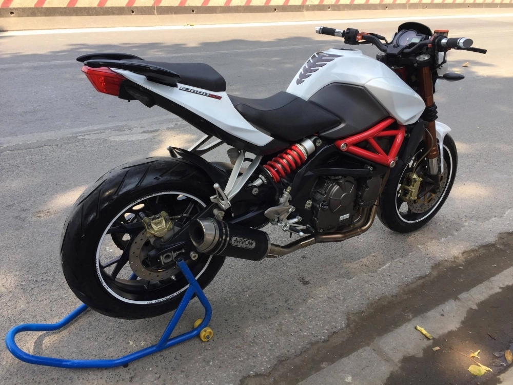 Benelli 600cc hải quan chính ngạch