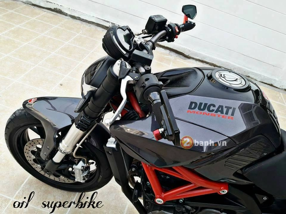 Benelli 600i lột xác đầy ngoạn mục mang phong cách ducati monster