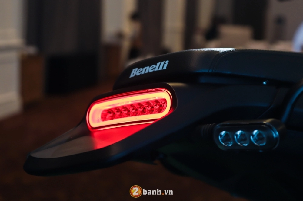 Benelli việt nam trình làng leoncino 500 giá 148 triệu đồng