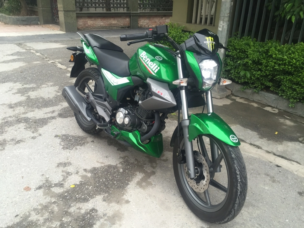 Benilli vlm 150 màu xanh chính chủ -2017 mới chạy 500km