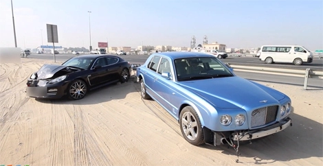  bentley arnage tan nát vì porsche panamera 