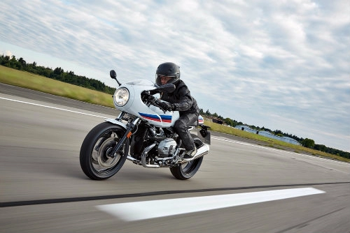 Bmw tung hai tân binh rninet cho phái đẹp