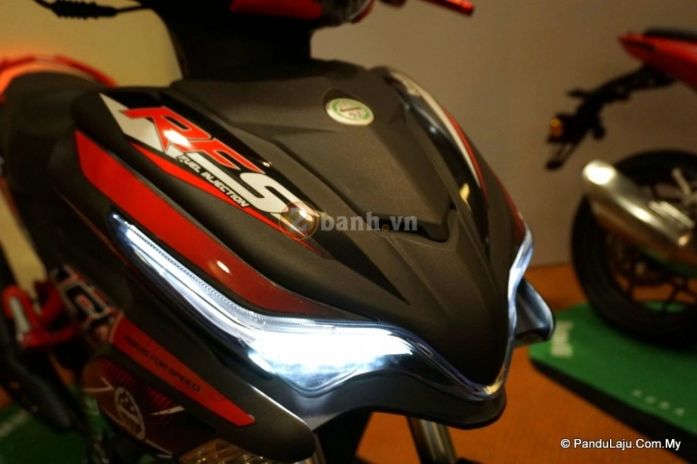 Cận cảnh benelli rfs150i vừa được ra mắt