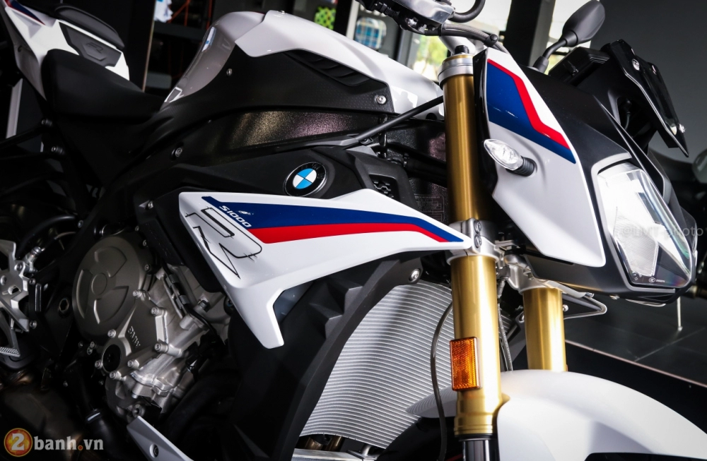 Cận cảnh bmw s1000r 2018 full option có giá từ 529 triệu vnd tại việt nam