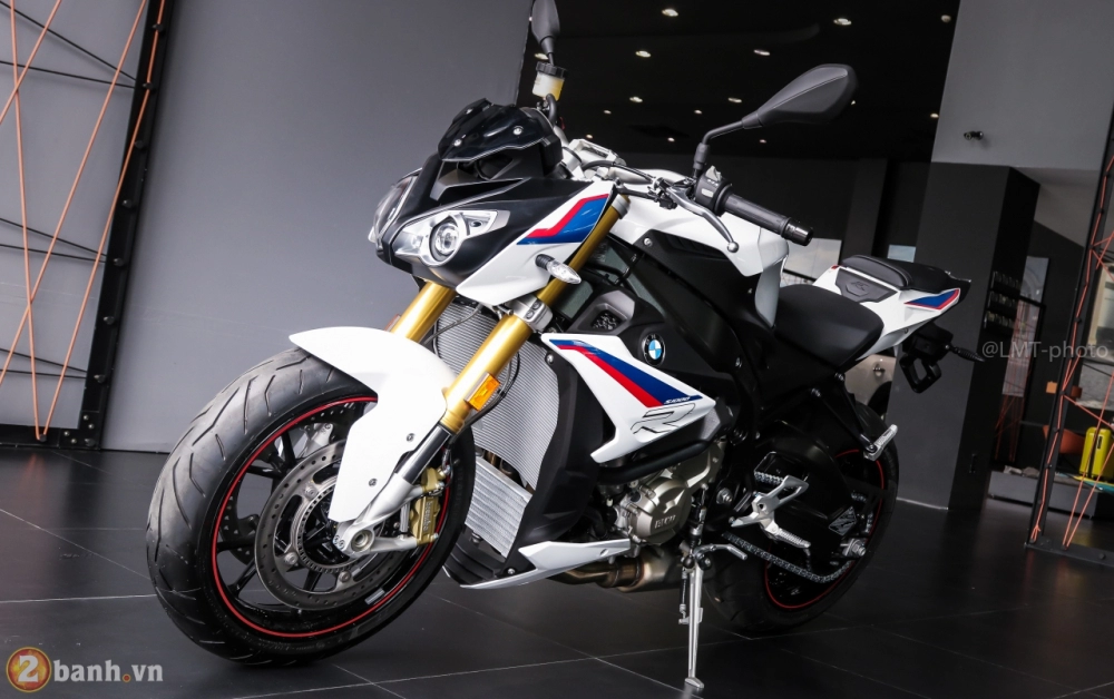 Cận cảnh bmw s1000r 2018 full option có giá từ 529 triệu vnd tại việt nam