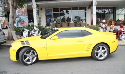  chevrolet camaro và ford mustang 2015 đầu tiên về việt nam 