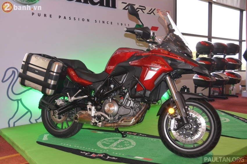 Chi tiết benelli trk 502 2017 vừa ra mắt có giá từ 157 triệu đồng tại malaysia