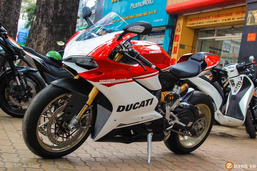 Chi tiết ducati 1299 panigale s anniversario phiên bản giới hạn đầu tiên tại việt nam