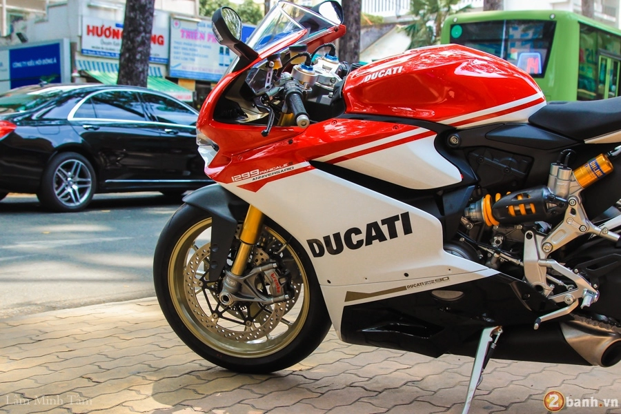 Chi tiết ducati 1299 panigale s anniversario phiên bản giới hạn đầu tiên tại việt nam