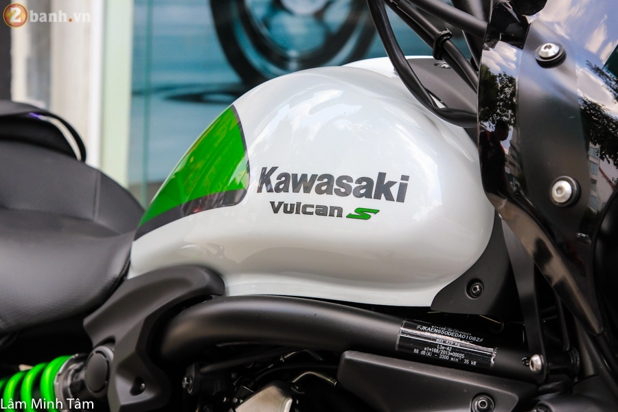 Chi tiết kawasaki vulcan s cafe 2017 đầu tiên tại thị trường việt nam