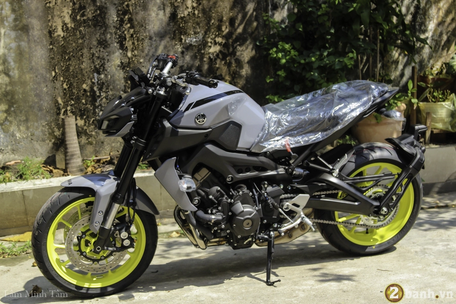 Chi tiết yamaha mt-09 2017 được bán tại thị trường việt nam với giá 340 triệu đồng