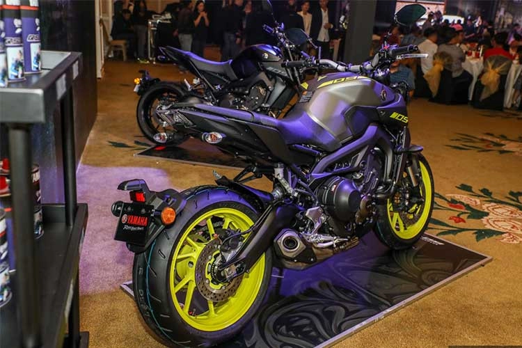 Chi tiết yamaha mt-09 2018 giá 271 triệu đồng