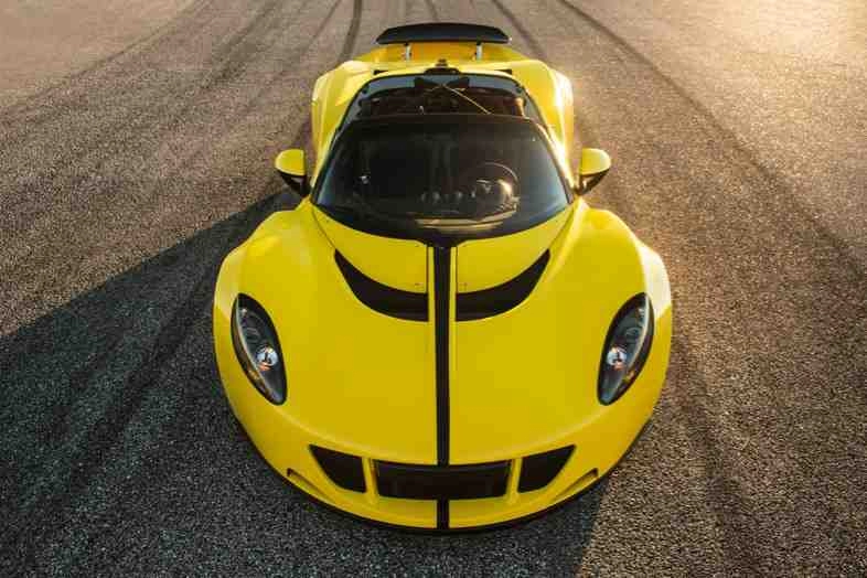 Choáng với công suất 1451 mã lực của siêu phẩm hennessey venom gt