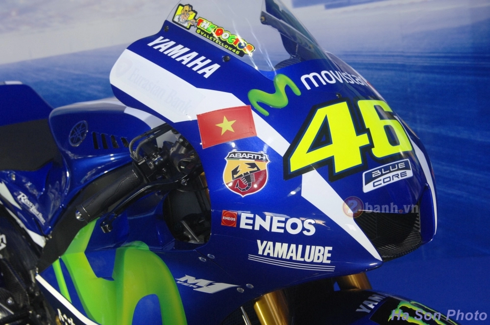 clip - yamaha m1 phiên bản rossi làm khán giả việt mê mẩn