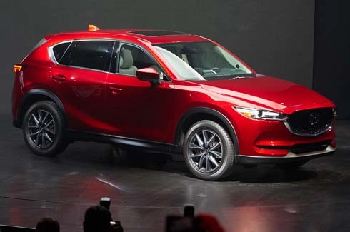  cuộc chiến honda cr-v 2017 và mazda cx-5 2017 