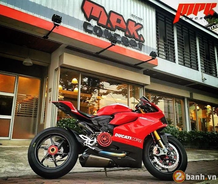 Đã khủng nay còn đỉnh hơn với chiếc ducati 1199 panigale r độ