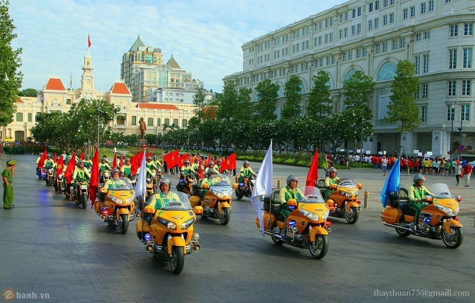 Dàn mô tô khủng tham gia dẫn đoàn trong ngày hội vì thể thao