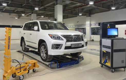  đẳng cấp showroom đầu tiên của lexus việt nam 