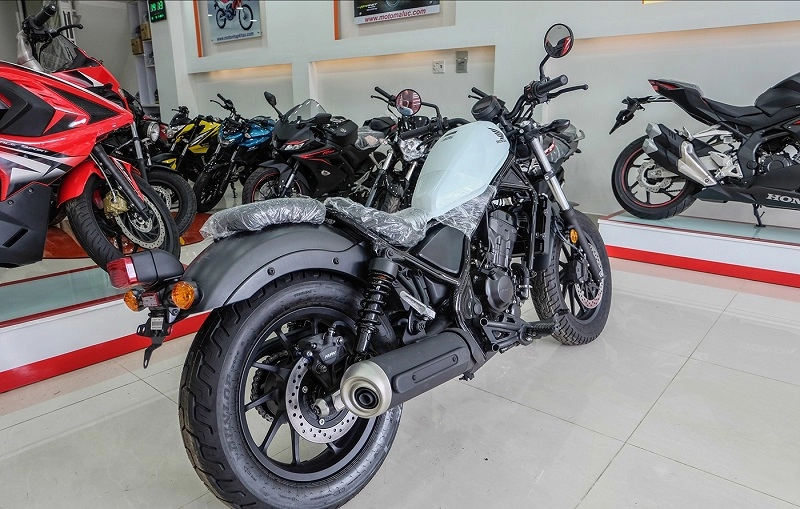 Đánh giá honda rebel 300 2017 mẫu cruiser đầy nam tính của honda