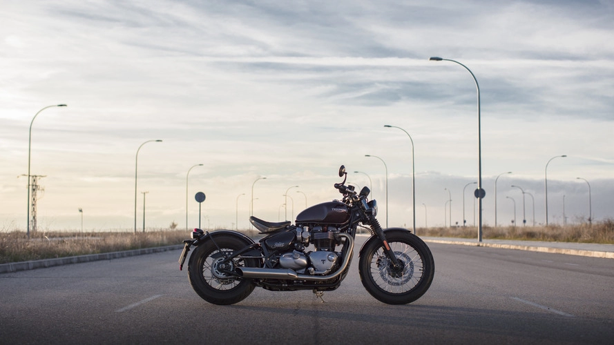 Đánh giá xe triumph bonneville bobber 2017