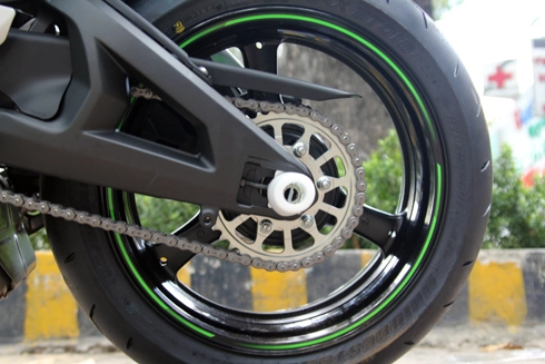  đập hộp kawasaki ninja zx-10r độc nhất đầu tiên tại việt nam 