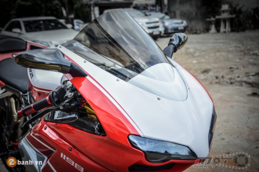 Ducati 1198s đầy hiệu năng trong bản độ cực kì ấn tượng của biker thái