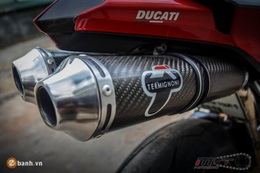 Ducati 1198s đầy hiệu năng trong bản độ cực kì ấn tượng của biker thái