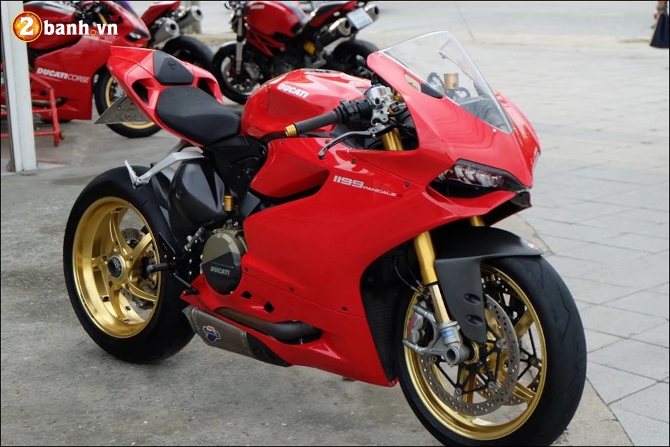 Ducati 1199 panigale độ vẻ đẹp từ ngôn từ thiết kế một khối đồng nhất