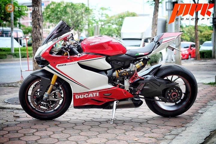 Ducati 1199s hấp dẫn hơn với sự nâng cấp đầy xa xỉ