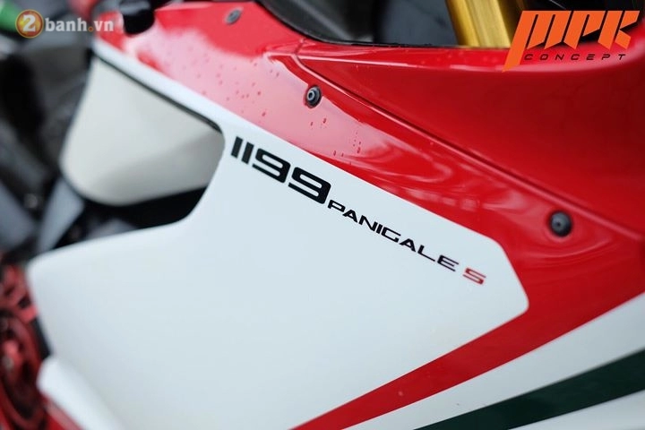 Ducati 1199s hấp dẫn hơn với sự nâng cấp đầy xa xỉ